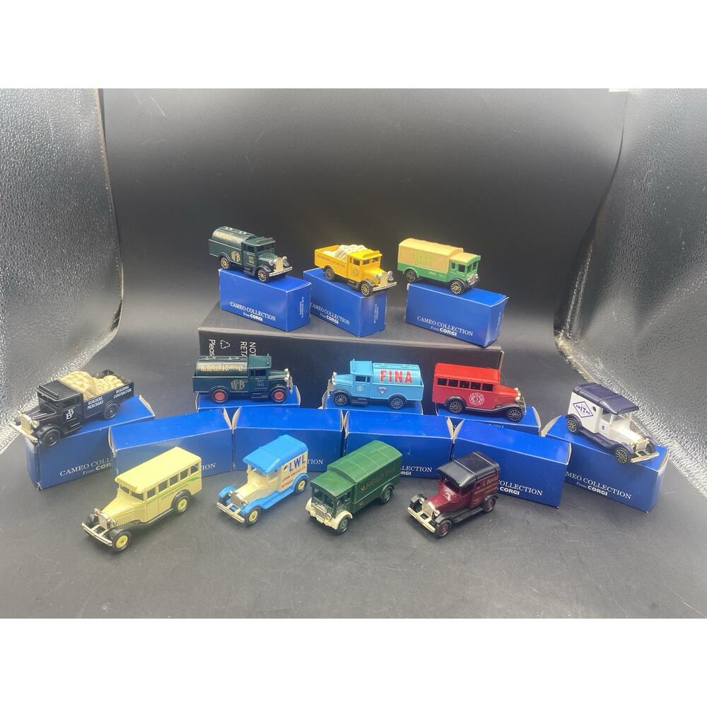 Lot of 12 Corgi Cameo Collection Models Boxed 1992.